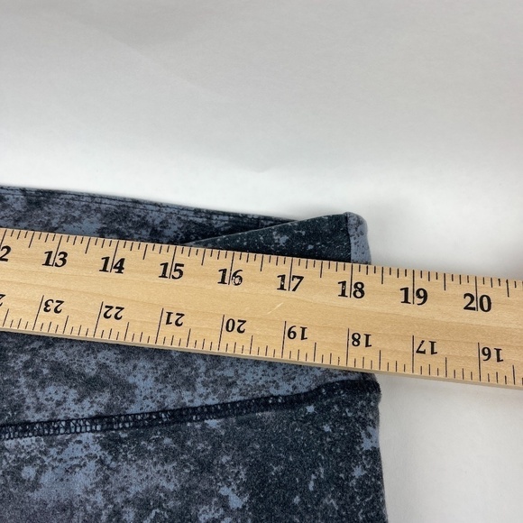 Active by Old Navy Leggings Womens XXL Fitted Purple Space - Picture 6 of 10